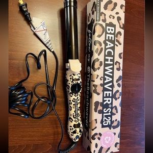 Beachwaver curling iron